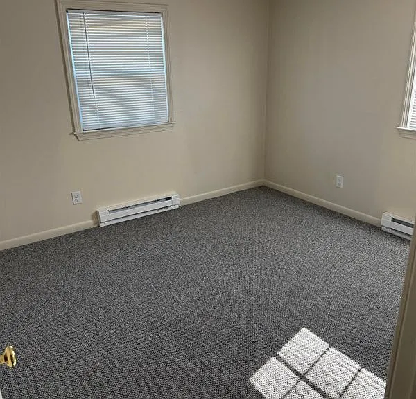 2 Grand Ave — Photo 6