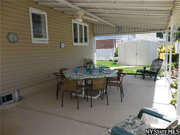 3rd image of 238 N Queens Ave
