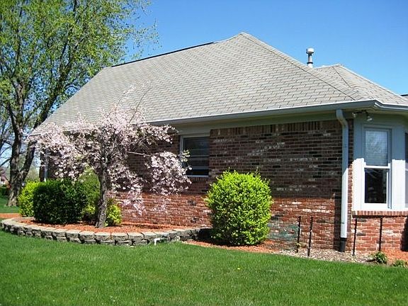 5th image of 7911 Santolina Dr