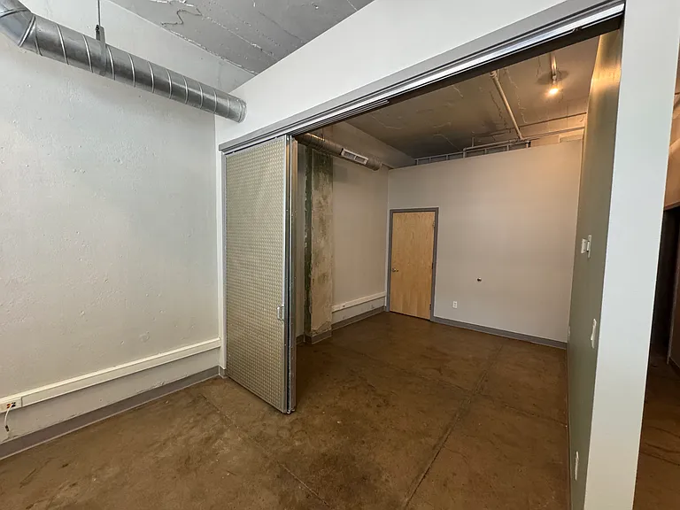 1104 Prospect Ave E #204 — Photo 9