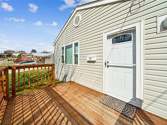 2nd image of 221 Porter Dr