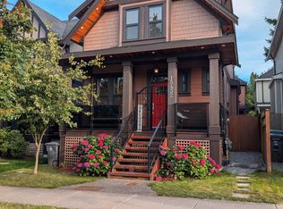 15432 26th Ave, Surrey, BC V4P 1C6