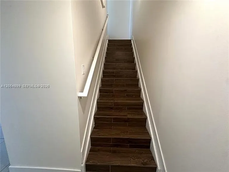 4713 NW 84th Ct #Townhouse 4713 — Photo 7