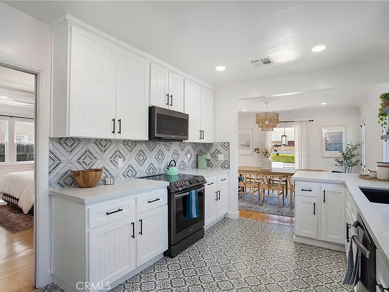 134 Prospect Ave — Photo 12