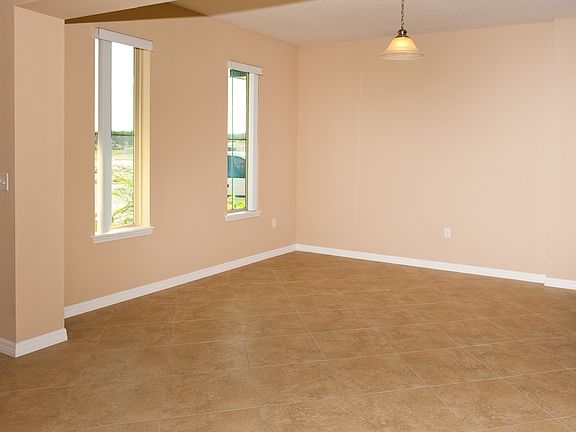 4th image of 8465 Chilton Dr