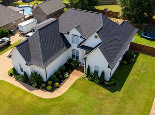 80 Wrights Mill Dr, Jackson, TN 38305