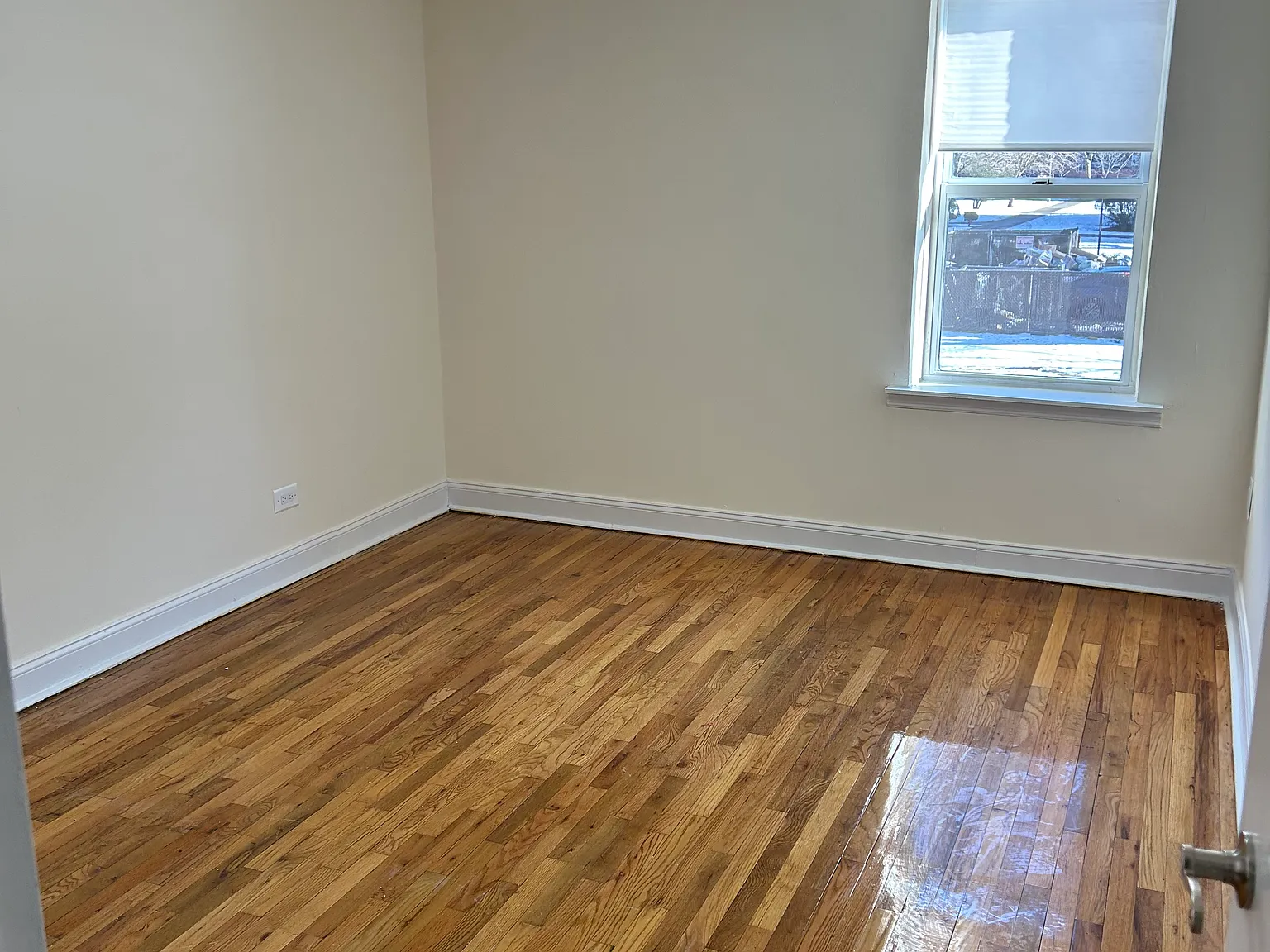 2 bed, 850 sqft, $2,800 — Photo 2