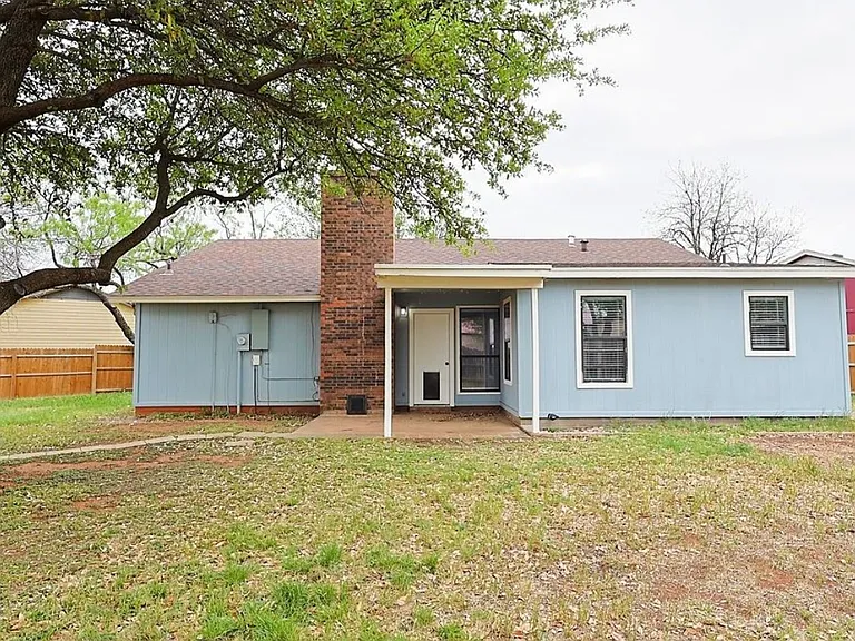 1710 Bob White Ct — Photo 23