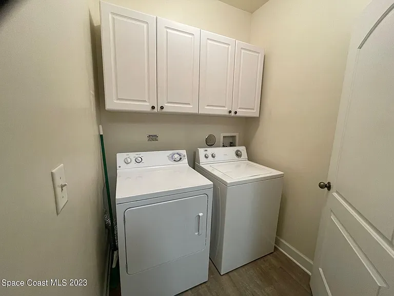 6411 Borasco Dr #115 — Photo 8