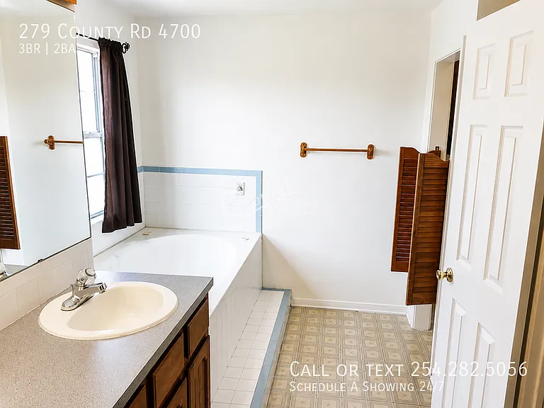 279 County Road 4700 — Photo 14