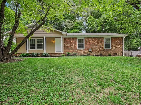 5104 Amberhill Dr, Greensboro, NC 27455