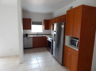 1818 Moore Blvd APT 219, Davis, CA 95618