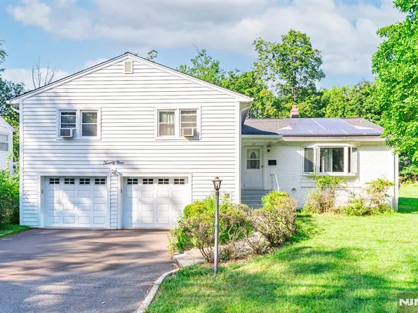 29 Woodland Ave, West Orange, NJ 07052
