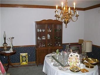 5th image of 5746 Willow Ave