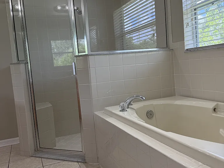 4035 Langdrum Dr — Photo 13