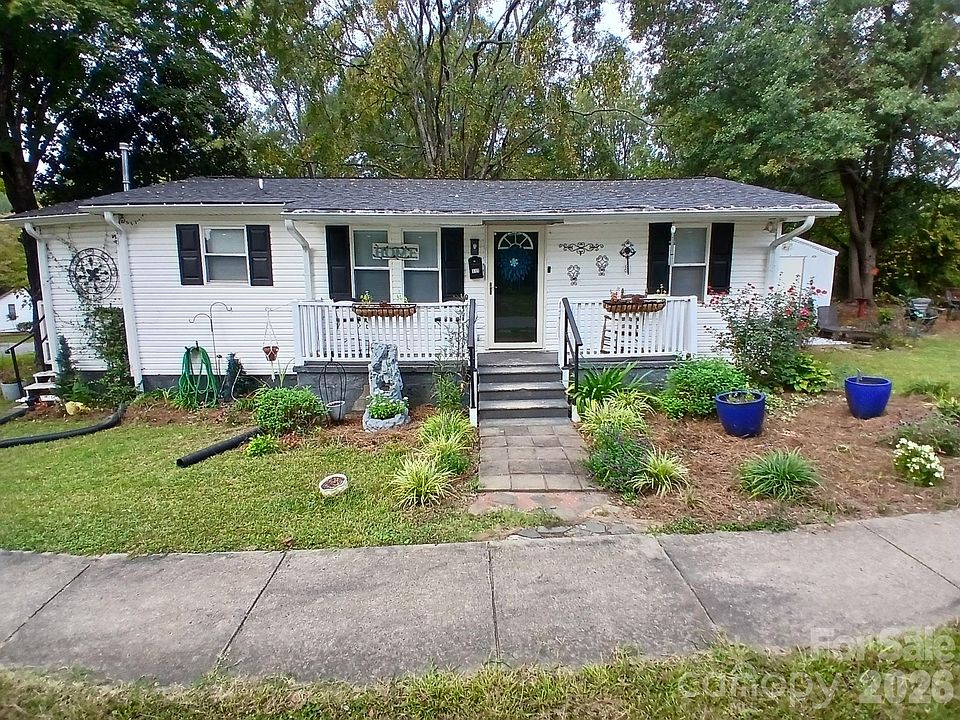1st image of 115 S Davis St