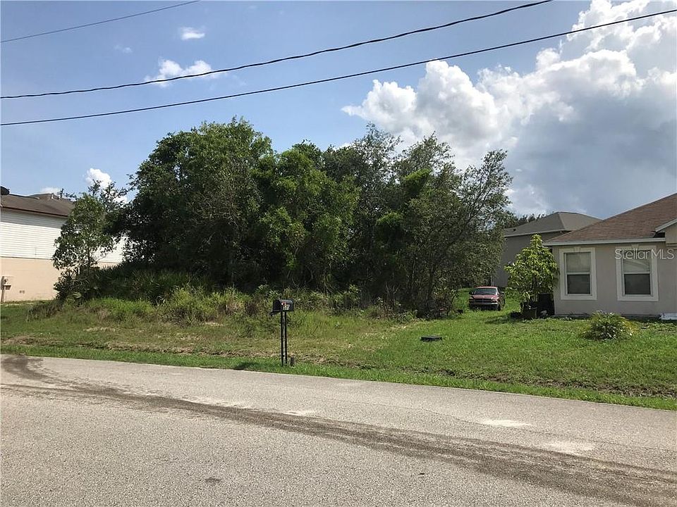1st image of 531 Lakeview Dr
