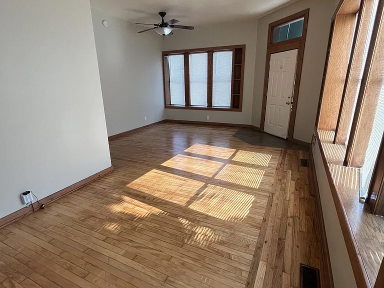 1502 Myrtle Ave #1 — Photo 3