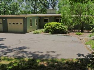 31 River Rd, Clinton, CT 06413