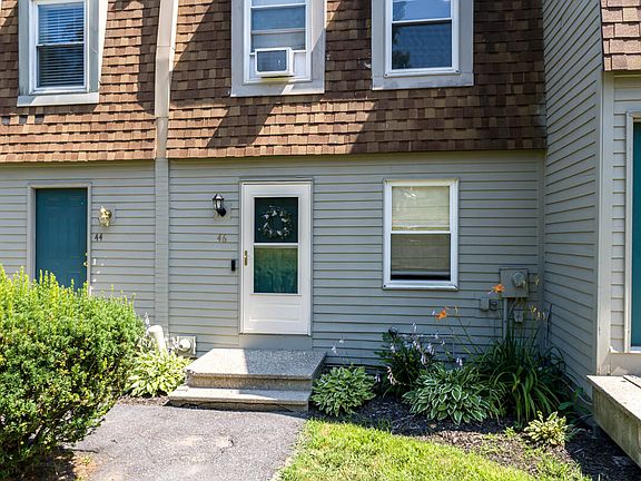 3rd image of 46 Broadview Avenue #46