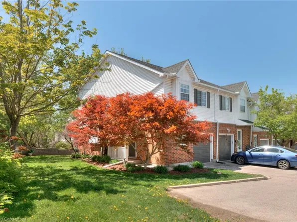 185 Highland Cres #6, Kitchener, ON N2M 5P8