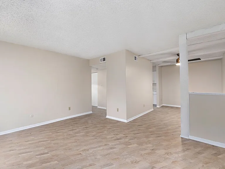 3151 S Jennings Rd — Photo 11