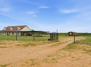 1021 WELLS, Pearsall, TX 78061