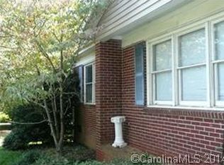 3218 Enfield Rd, Charlotte, NC 28205