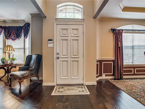 3rd image of 4420 Brenda Dr