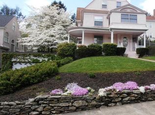 25 Westland St, Worcester, MA 01602