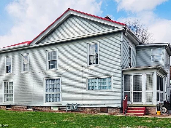 2nd image of 214-218 Hudson Ave