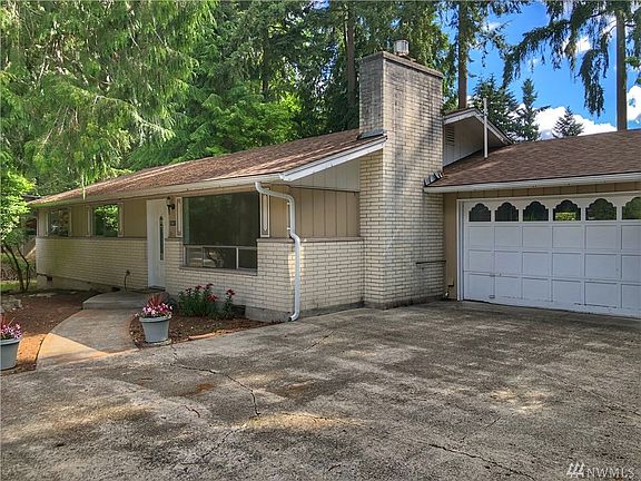 3rd image of 15417 98th Ave E