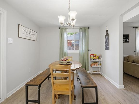 5th image of 2025 Nickerson Blvd