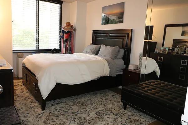 Rented by Newell and Assoc. | media 14