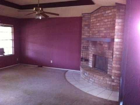 3rd image of 4120 Blackberry Ln