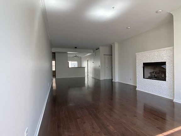 5th image of 3147 Camden Dr