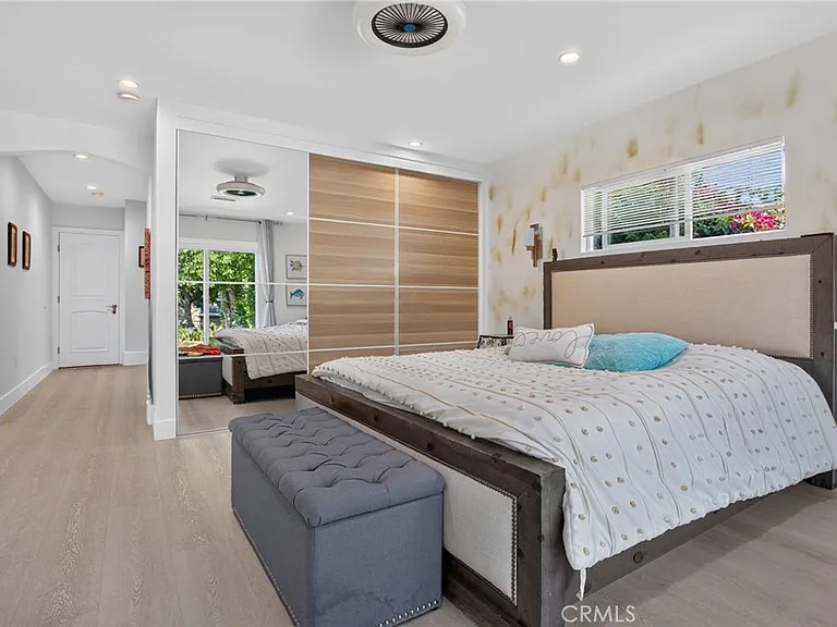 6710 Kurl Way — Photo 40