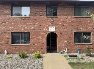 1204 Dean Dr #5, Urbana, IL 61801