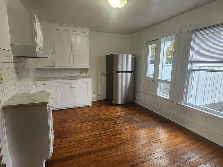 206 Elm Pl #2 — Photo 6