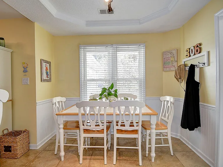 306 Esplanade Pl — Photo 14