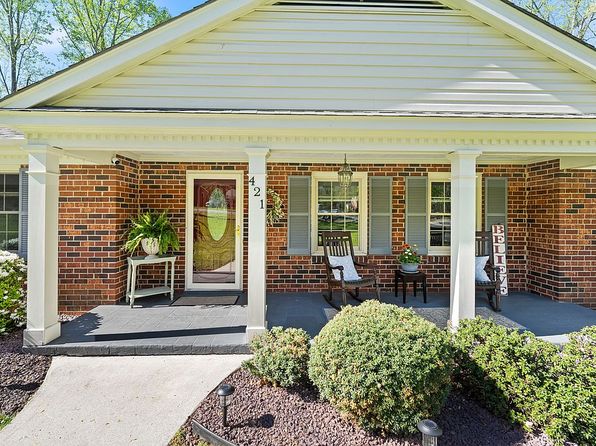 421 College Park Dr
