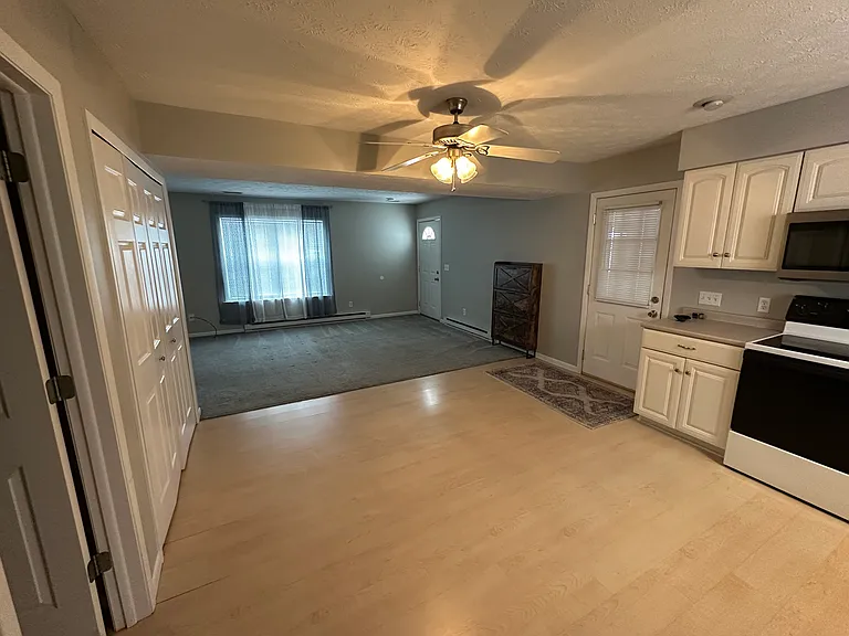 3484 Cheyenne Trl NE — Photo 12