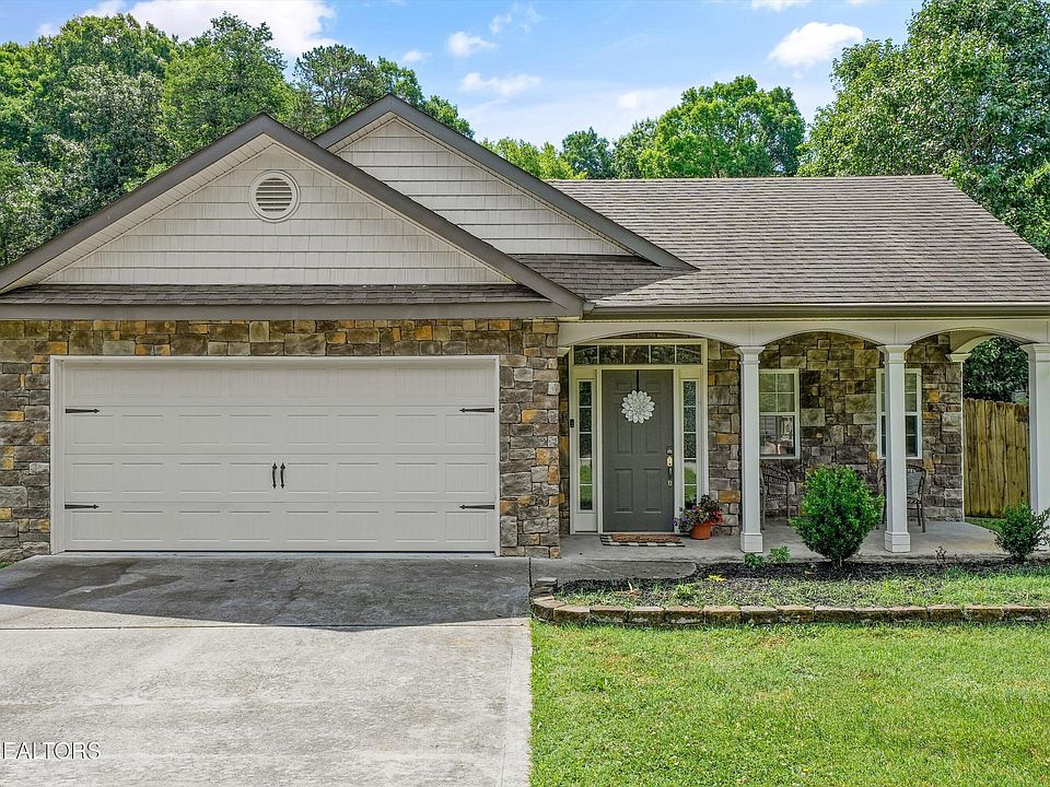 1st image of 10816 Meriwether Ln