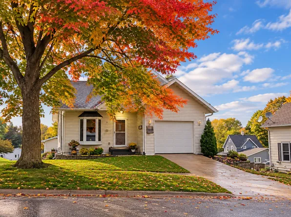 208 High Ave, Wanamingo, MN 55983