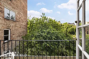 Rented by Leslie J. Garfield