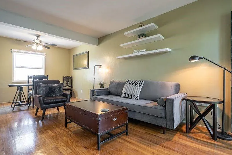 1152 E 2nd St #9