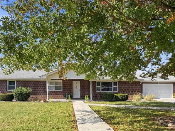 415 Richard St, Martinsburg, WV 25404
