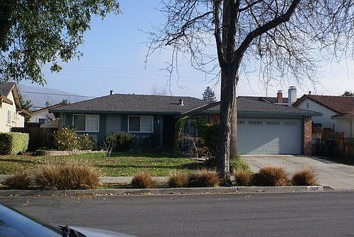 1st image of 1960 Treewood Ln