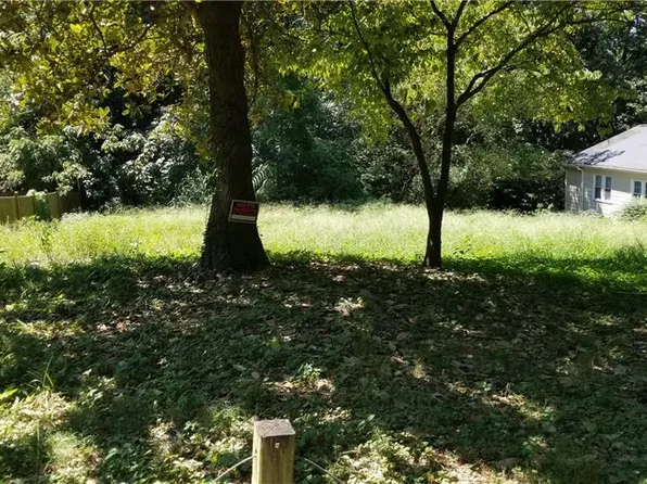 Cambria Ave NW, Atlanta, GA 30318