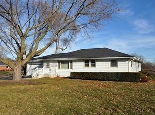 1301 Highview Ave, Union Grove, WI 53182